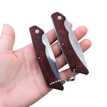 Folding fruit knife